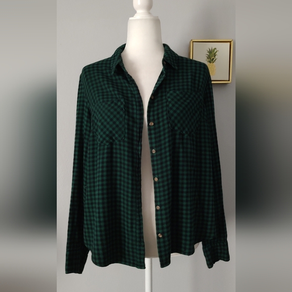 a new day Tops - Soft Feel Green Checkered Plaid A New Day Size XL Girls Button Up Shirt